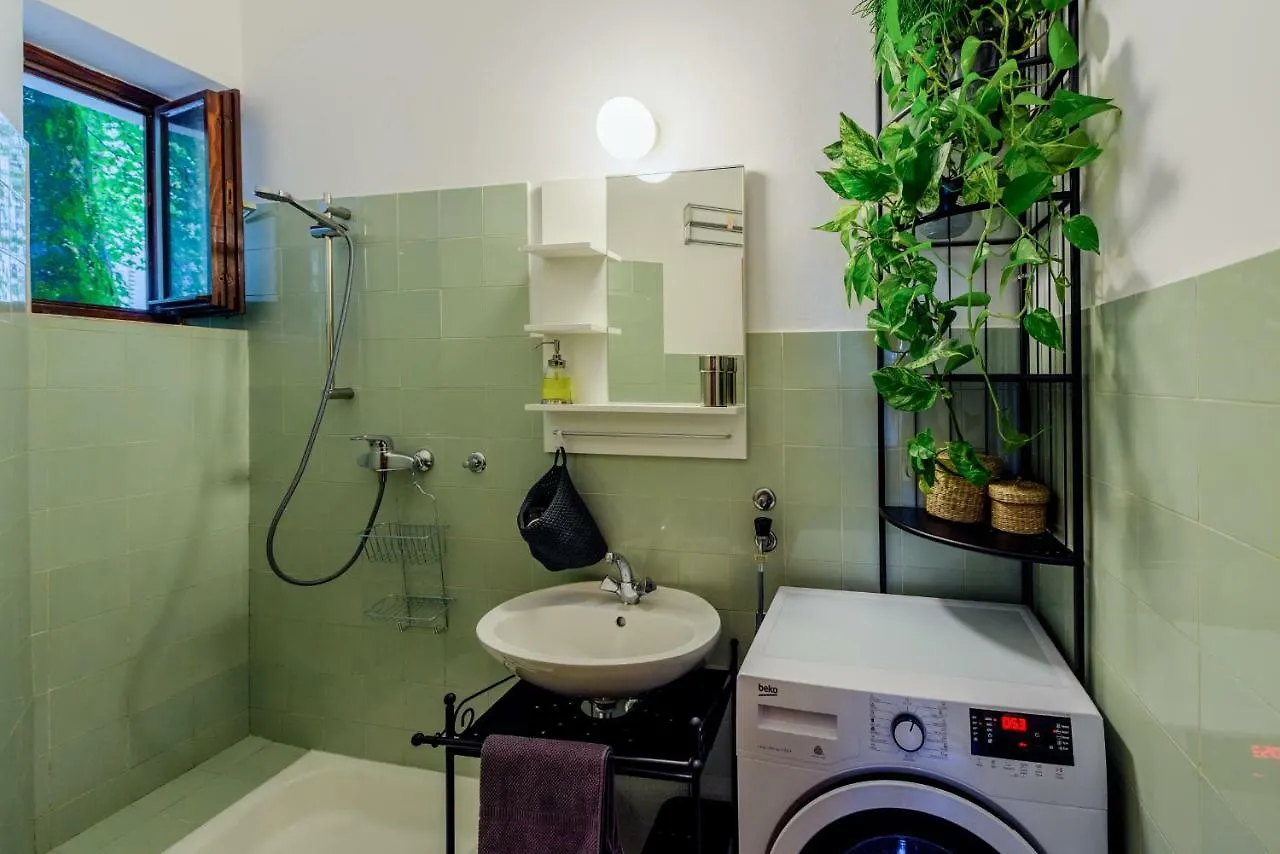Central Garden Studio Hotel Ljubljana Apartment