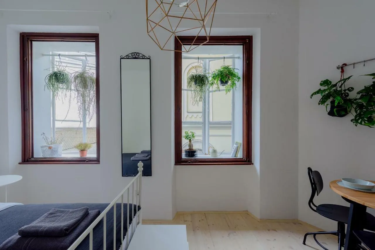 Apartment Central Garden Studio Hotel Ljubljana